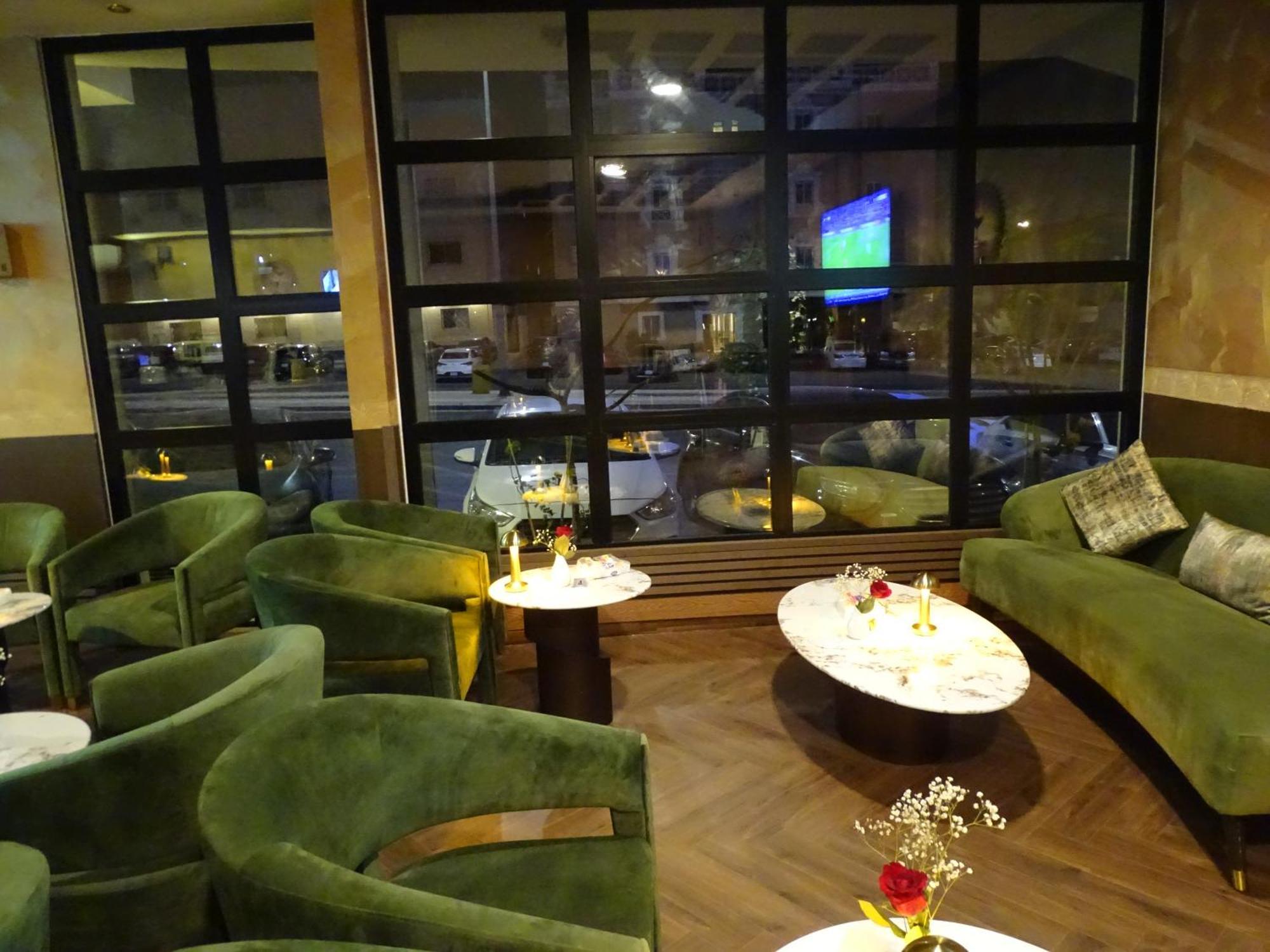 ריאד Comfort Inn Al Taawon - Family Only מראה חיצוני תמונה